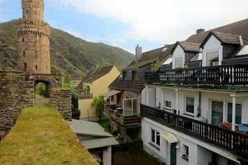 Ihr Haus in Oberwesel am Rhein - wo man vom Ochsenturm und dem Koblenzer Torturm begleitet wird