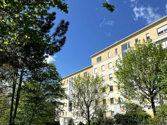 Top ausgestattet: moderne 3 Zi.-Wohnung in WI-Klarenthal mit TG. Waldnah in der Frischluftschneise!