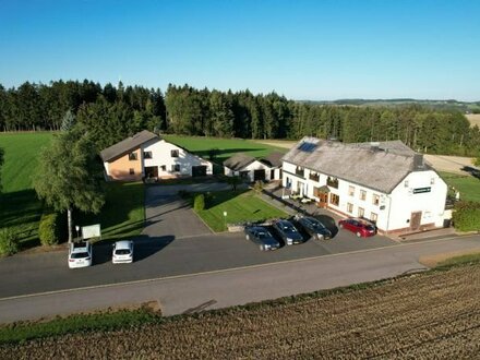 Gastronomie mit Pension und Einfamilienhaus in idyllischer Lage im Naturpark Südeifel!