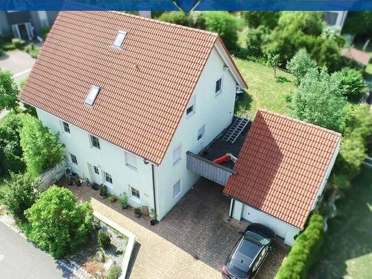Geräumig, Gepflegt & Großartig! Attraktives Zweifamilienhaus in idyllischer Lage von Hofheim!