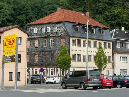 Mehrfamilienhaus, Renditeobjekt mit Gewerbefläche zu verkaufen.