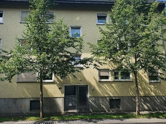 3,5 Zi.- Dachgeschoss-Wohnung mit Einzelgarage in Singen zu verkaufen-"Frei ab 06.2024"