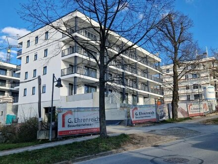 Begehrte Penthouse Wohnung mit sonnigem Südwest Balkon - mitten im Herzen Burglengenfelds!