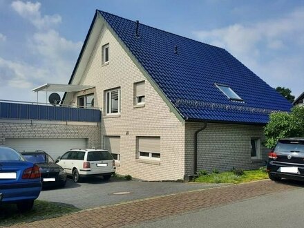Provisionfrei ! 1-3 Familienhaus mit schönen Ausblick zu verkaufen ! Dach mit Südausrichtung - ideal für die PV-Anlage-…