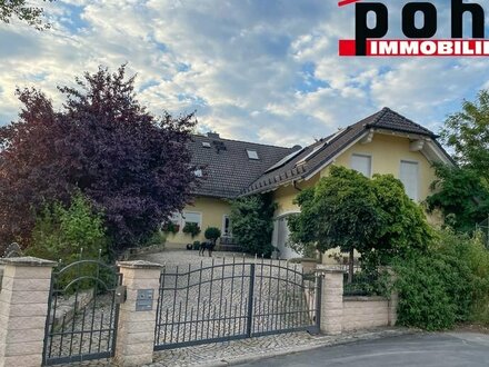 Einfamilienhaus der Luxusklasse auf über 3.000 m² Grund! Pferdehaltung möglich + 17.000 m² optional!