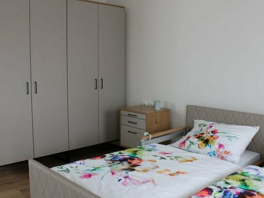 Pflegegerecht möbliertes 2-Zimmer Apartment 4 im Seniorenzentrum Frontenhausen mit offener Wohnküche & Terrasse - Selbs…