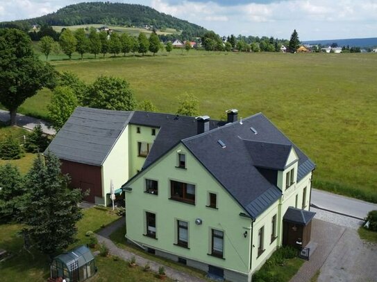 Schönes Anwesen in Bärenstein am Waldesrand mit Bergblick!
