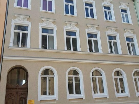 NEU sanierte 4-Zimmer-Wohnung im 1.Obergeschoss im Zentrum von Reichenbach