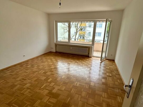 Helle 3-Zimmer-Wohnung mit Balkon in Wiesbaden Naurod