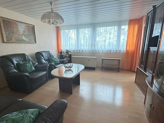 Bezugsfreie 4,5-Zimmer-Stadtwohnung mit Balkon und EBK in Waiblingen