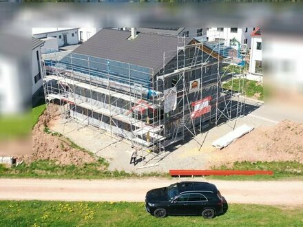 Modernes Einfamilienhaus im Rohbau: Traumhaftes Wohnen im Neubaugebiet von Aichhalden!