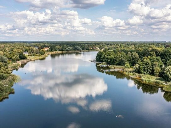 Sehr schönes Baugrundstück in Wald- und Seenähe! (ca. 200m vom Falkenhagener See entfernt)