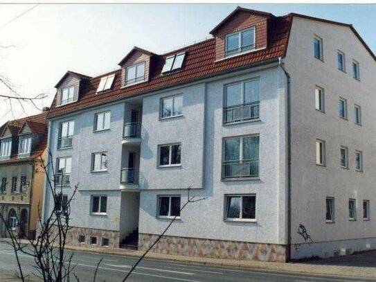 Helle 3-Raum-Wohnung nähe Park, Aufzug, Balkon