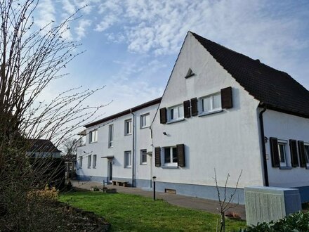 Doppelhaushälfte mit großem Garten in ruhiger Lage in Ludwigshafen-Gartenstadt