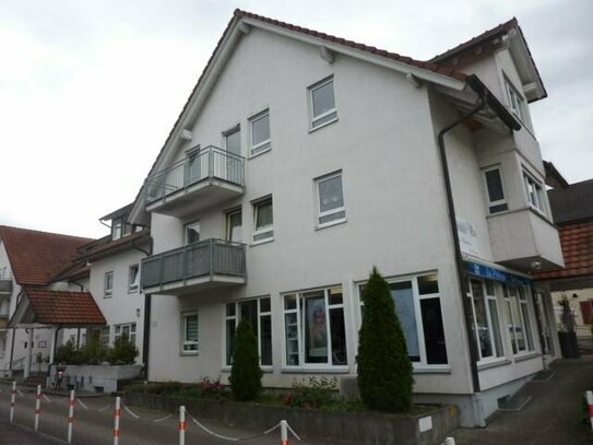 Geräumige 3-Zi-Wohnung mit Balkon und Tiefgaragenstellplatz in Appenweier als Bietobjekt