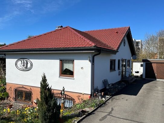 Bungalow mit großem Garten in ruhiger Wohngegend ohne Makler