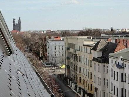 Vollmöbliertes DG-App mit Blick über die Dächer Magdeburgs