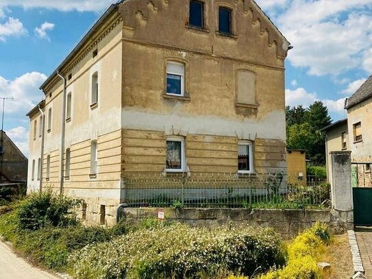 Vermietetes Zweifamilienhaus mit Ausbaureserve in ruhiger Lage von Aupitz