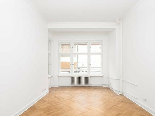 1-Zimmer-Wohnung in Berlin-Charlottenburg kaufen - frisch sanierter Altbau!