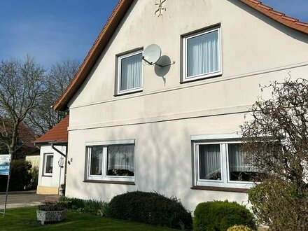 Freistehendes Einfamilienhaus mit tollem Grundstück in Butjadingen!