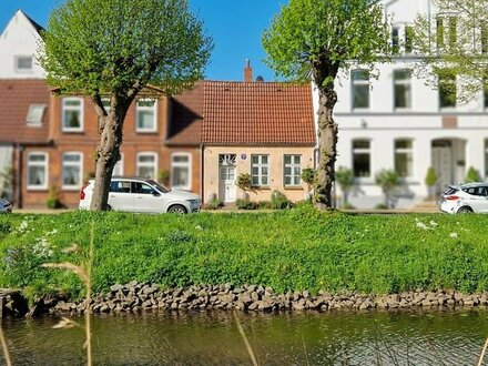 Ferienhaus mit Blick auf die Gracht