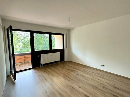 HEGERICH: Schöne 2-Zimmer-Wohnung mit Balkon und Blick ins Grüne
