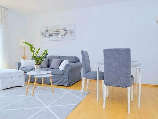 Modern möblierte 2-Zimmer Wohnung mit Balkon in Wiesbaden City