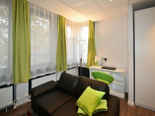 Komfortables 1-Zimmer Apartment, komplett ausgestattet, zentral in Niederrad