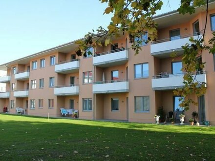 Wohnen mit Service, 2-Zimmerwohnung mit Terrasse für Senioren in Schwerin