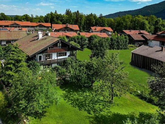 KAPITALANLAGE - MFH MIT SEEBLICK UND AUFWERTUNGSPOTENZIAL, BAD WIESSEE