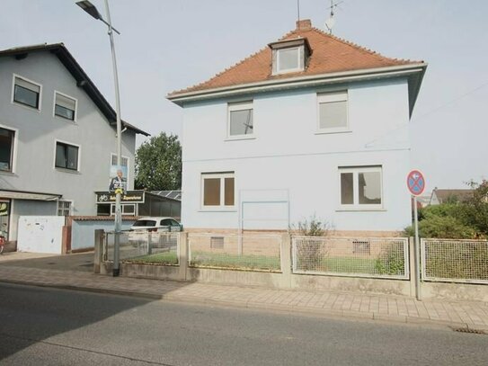 Großzügiges Einfamilienhaus in zentraler Lage von Bruchköbel