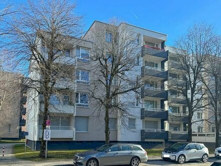 Sofort verfügbar: Helle 3-Zimmer-Wohnung mit überdachter Loggia - Top Infrastruktur in Ottobrunn