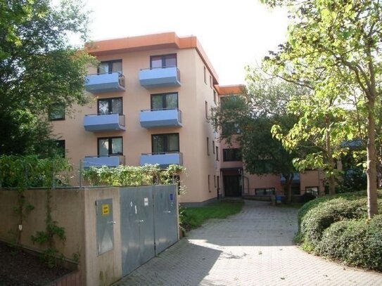 Studentenappartement im Regenbogenviertel inkl. TG-Stellplatz