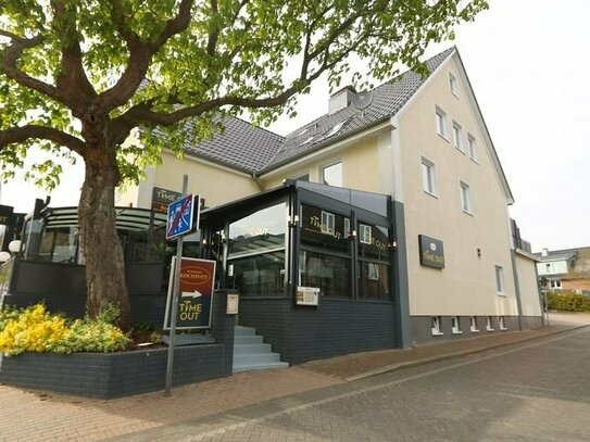 Gesamtpaket für eine neue berufliche Existenz! Restaurant, Bar und 5 Wohnungen in Grömitz!