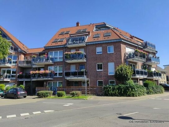 Krefeld-Fischeln, Neuwertige 3-Zimmer-Eigentumswohnung mit Balkon und Stellplatz zu verkaufen