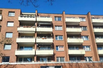 3-Zimmer-Wohnung, 74 qm, Friedrich-Ebert-Damm, Hamburg-Wandsbek. voll saniert