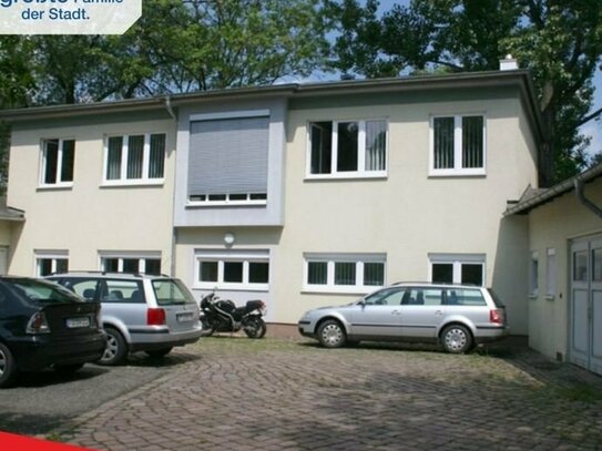 Achtung Handwerker: 50m² Garage + 2 Büros + inkl. Waschraum mit Duschen