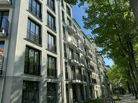 Exklusiver Neubau: Erstvermietung moderner 2-Raum-Wohnung mit schickem Wannebad und Balkon