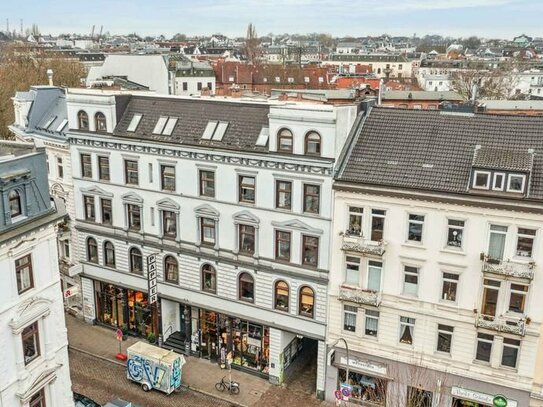 vermietete! Altbau-Dachgeschosswohnung in beliebter Lage von Ottensen