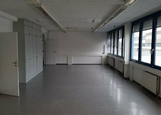 Büroflächen 20 m²/30 m²/40 m²/50 m² DIREKT vom Eigentümer ohne Provision zu vermieten