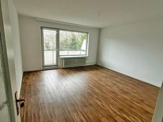 Gemütliche 2,5 Zimmer-Wohnung im ersten Obergeschoss in Bad-Oldesloe, Berliner Ring 39!