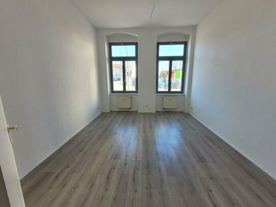 NEU! 3 RAUM EG WOHNUNG MIT GROßER WOHNKÜCHE!