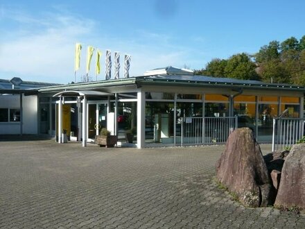 Entwicklungsimmobilie mit PV-Anlage in Sichtlage in Gernsbach