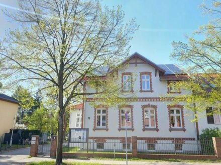 Schöne 4-Zimmer Wohnung in Gründerzeitvilla