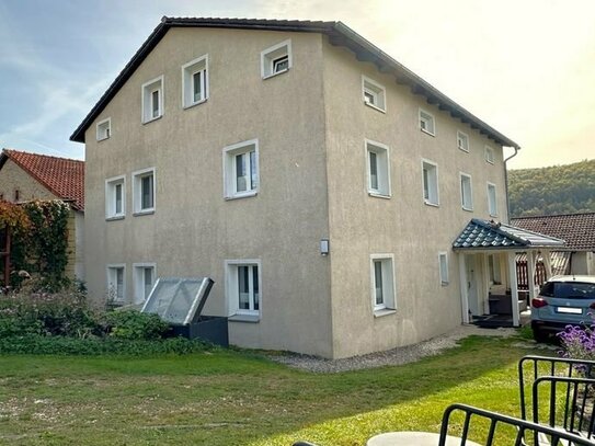 LANDHAUSSTIL - sofort einzugbereites Einfamilienhaus mit Einliegerwohnung in Solnhofen