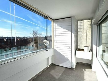 "Komplett Modernisierung" 3,5 Zimmer mit toller Raumaufteilung sowie neuer Einbauküche + Balkon mit Weitblick