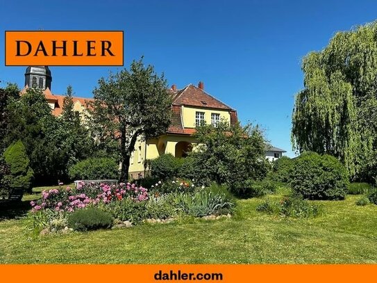 Gepflegte Denkmalvilla mit traumhaftem Garten unweit der Elsteraue in Schkeuditz-Altscherbitz