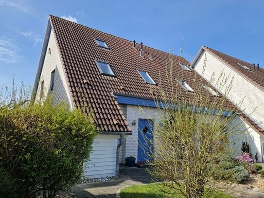 liebevoll gestaltetes Reihenendhaus mit großer Süd-West-Terrasse, 4 Zimmern, Einbauküche uvm.