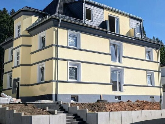 Homburg-Sanddorf - Modernes Wohnen in Altbauvilla
