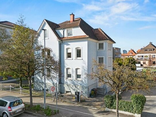 Charmant und Zentrumsnah: Einladendes Dreifamilienhaus mit vielseitigem Potential